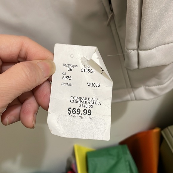 Misty Mountain gray jacket (sz l) - Picture 10 of 15